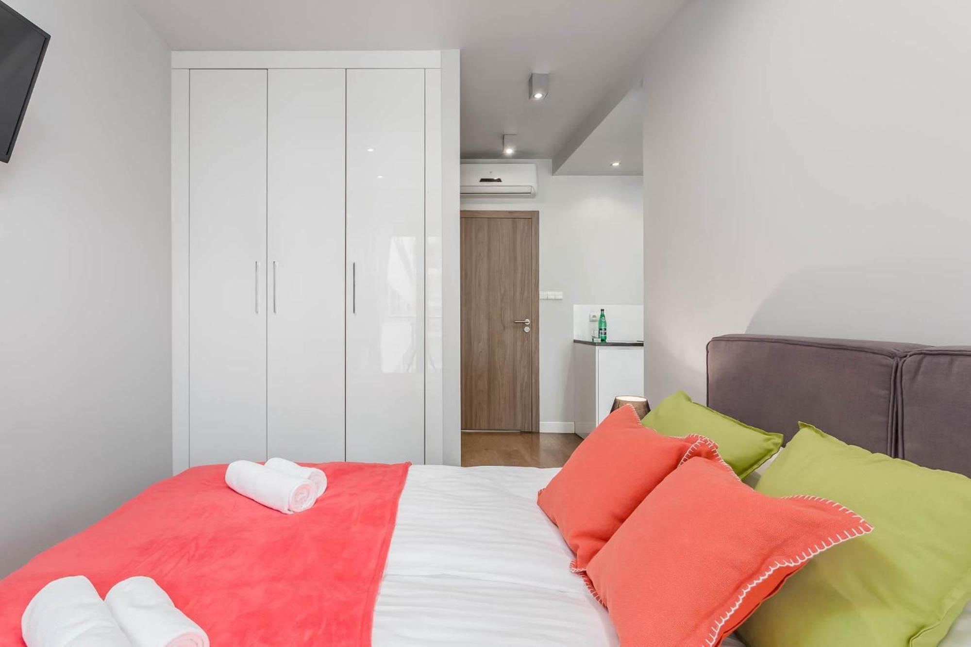 Rent Like Home - Oxygen Wronia 45 II Varsovia Exterior foto